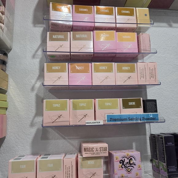 Fair- Magic Star Luminous Setting Powder Box - Picture 3 of 6